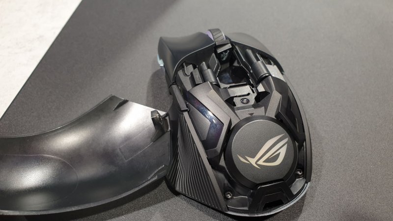 Asus Rog Chakram Gamescom 2019 4