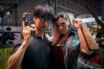 Cyberpunk 2077, Kojima allo stand del TGS 2019 con la moto e la cosplayer - Notizia