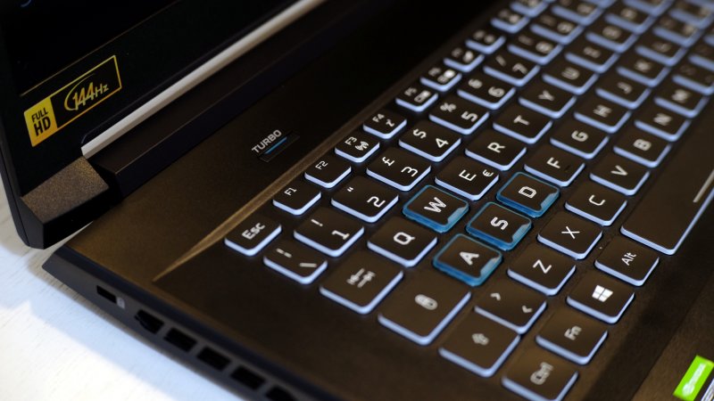 Acer Predator Helios 300 6