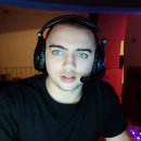 Twitch, Mizkif svela quanto guadagna uno streamer da 300mila follower
