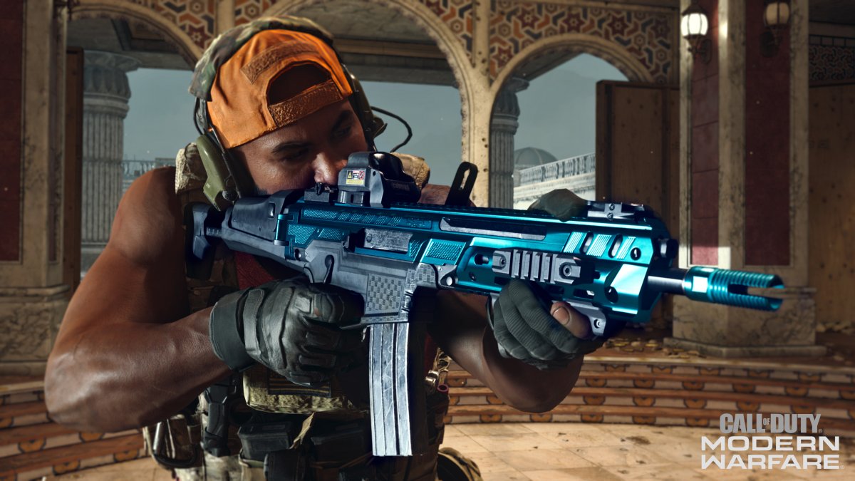 Call of Duty Warzone: Streamer uses a tape recorder as a controller and kills a sniper