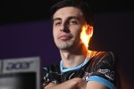 Shroud diventerà un pro player su Valorant? La risposta ai fan dello streamer - Notizia