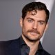 Henry Cavill assembla il suo PC da gaming su Instagram, e il video è molto buffo