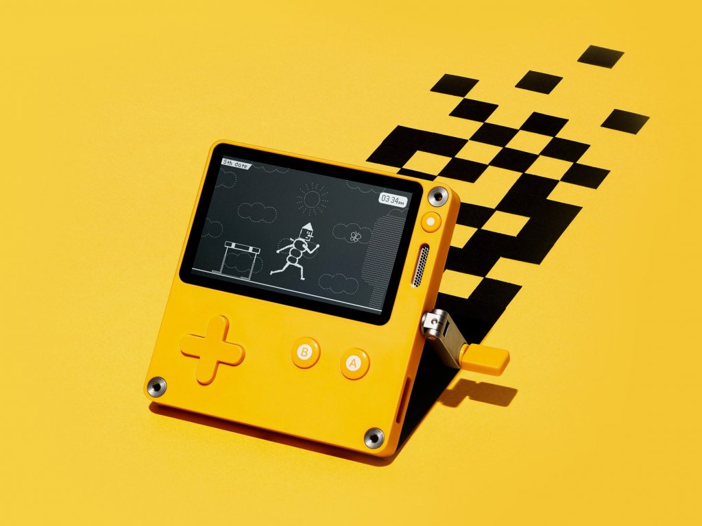 Playdate: the portable console with crank available for purchase from 2021