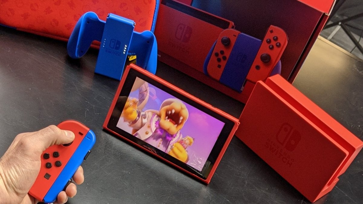 Nintendo Switch: マリオ限定版 rosso e blu の開封