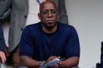 FIFA 21, videogiocatore razzista bannato a vita dopo aver offeso Ian Wright - Notizia