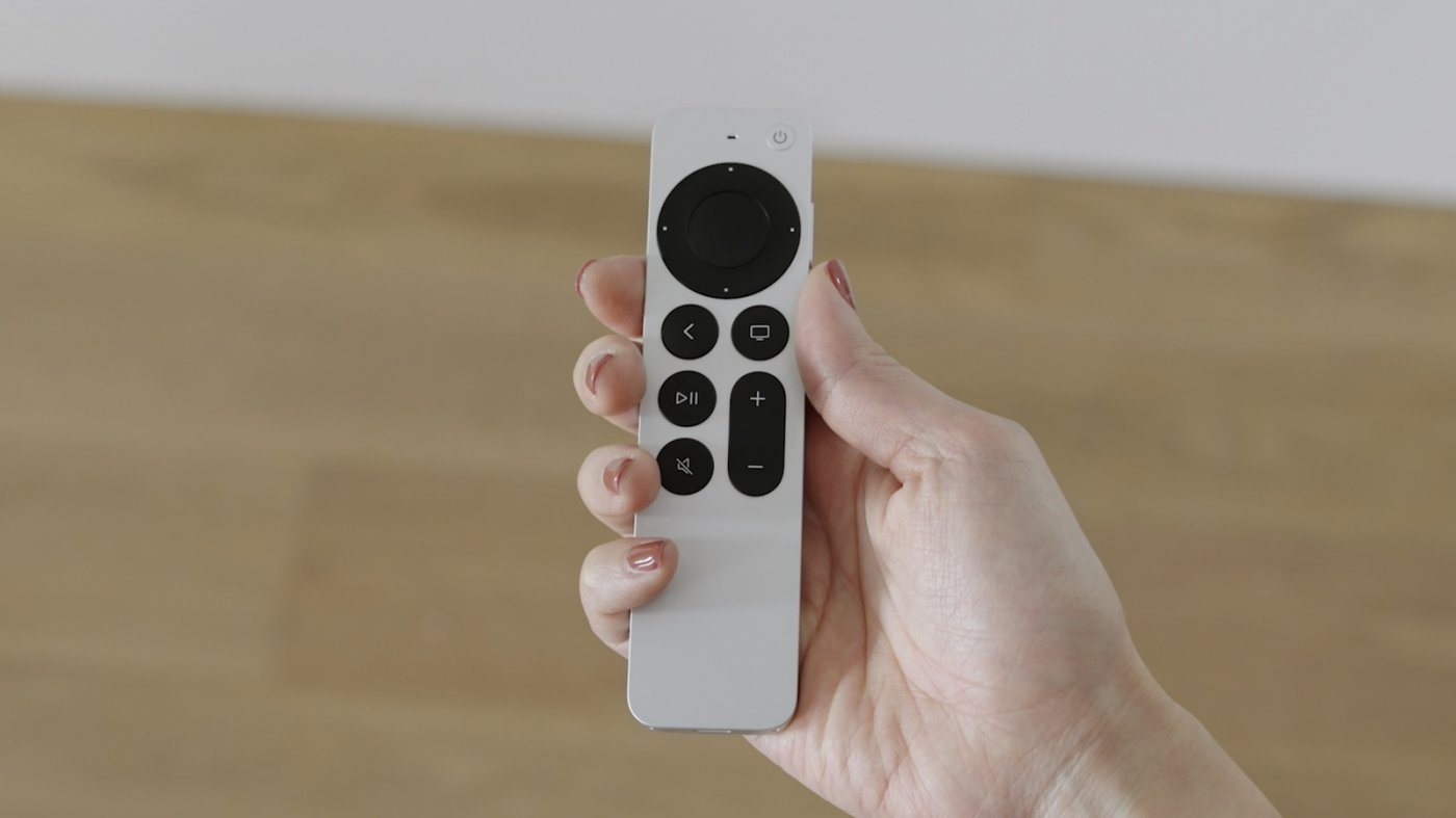 Apple TV 4K, il nuovo telecomando Siri Remote