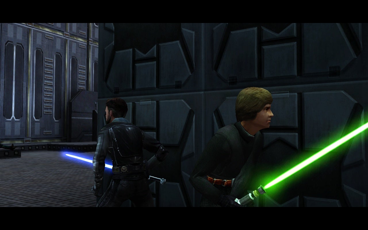 Kyle Katarn combatte insieme a Luke Skywalker in una scena di Jedi Outcast.