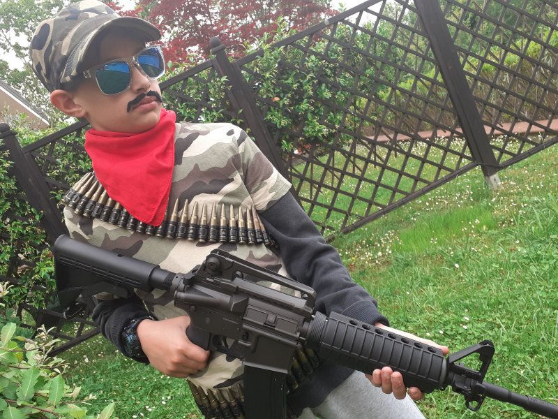 Simone, il figlio di un nostro lettore, nei panni di Vargas