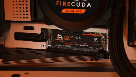 PS5: Seagate FireCuda 530 è il primo SSD confermato per la console, costa fino a 1179€