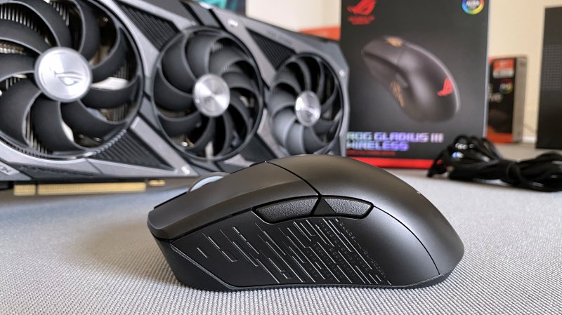 Il mouse ASUS ROG Gladius III