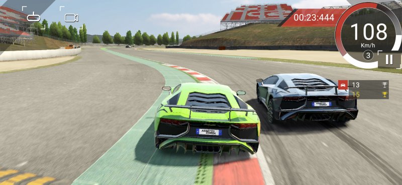 Assetto Corsa Mobile, tagliare la pista comporta una breve penalizzazione Assetto Corsa Mobile, tagliare la pista comporta una breve penalizzazione