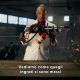 Far Cry 6: Giancarlo Esposito smonta le armi dei guerriglieri