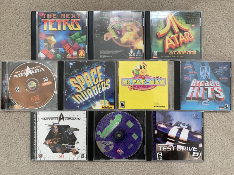 Raccolta di vecchi giochi su CD-ROM
