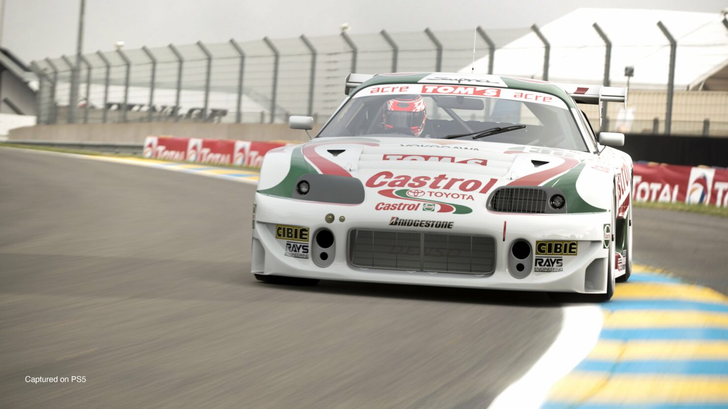 Gran Turismo 7 v1.26 permite vender carros