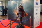 Elden Ring: la statua a Lucca Comics & Games scatena teorie e meme - Notizia
