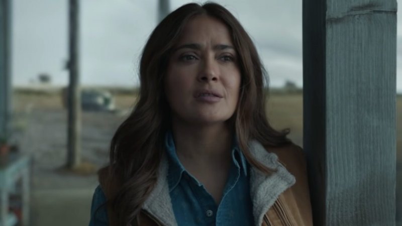 Eternals, Salma Ayek è Ajak