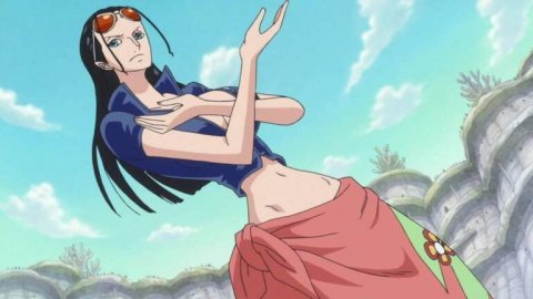One Piece: mightyraccoon's Nico Robin cosplay is smiling and well done