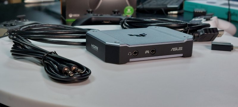 La dotazione interna di ASUS TUF Gaming Capture Box La dotazione interna di ASUS TUF Gaming Capture Box