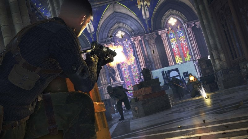 Sniper Elite 5, un échange de tirs entre les murs d'une cathédrale