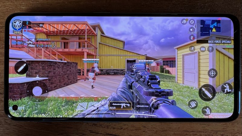 Call of Duty mobile in azione su Realme GT Neo 2 Call of Duty mobile in azione su Realme GT Neo 2