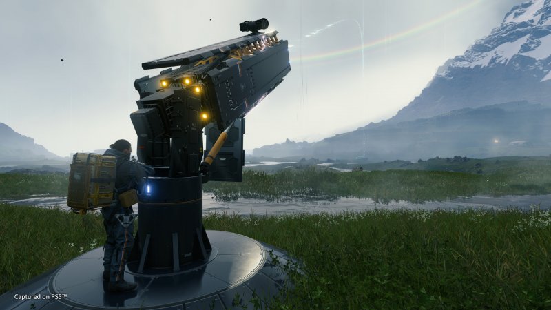 Ogni volta che fai partire Death Stranding, il gioco tira fuori un nuovo diabolico strumento, una nuova e più letale arma Ogni volta che fai partire Death Stranding, il gioco tira fuori un nuovo diabolico strumento, una nuova e più letale arma