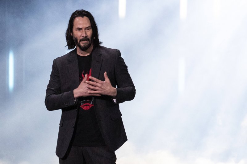 Keanu Reeves ospite sul palco di Microsoft nel 2019 Keanu Reeves ospite sul palco di Microsoft nel 2019