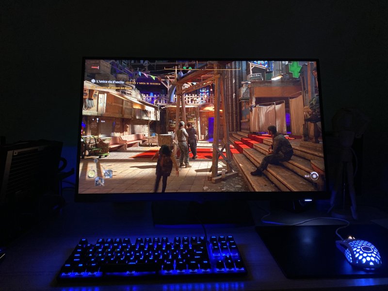 La luminosità del monitor MSI Optix MPG321UR-QD ci ha stupiti