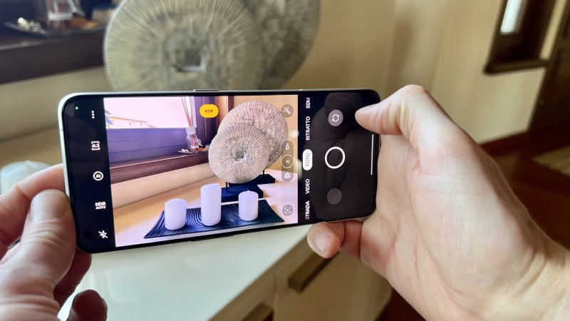 La modalità fotografica di Realme GT 2 Pro in azione