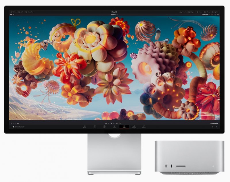 Mac Studio e Studio Display  in tutta la loro bellezza Mac Studio e Studio Display  in tutta la loro bellezza