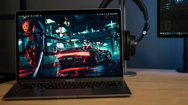 Cyberpunk 2077 su MacBook Pro di Apple