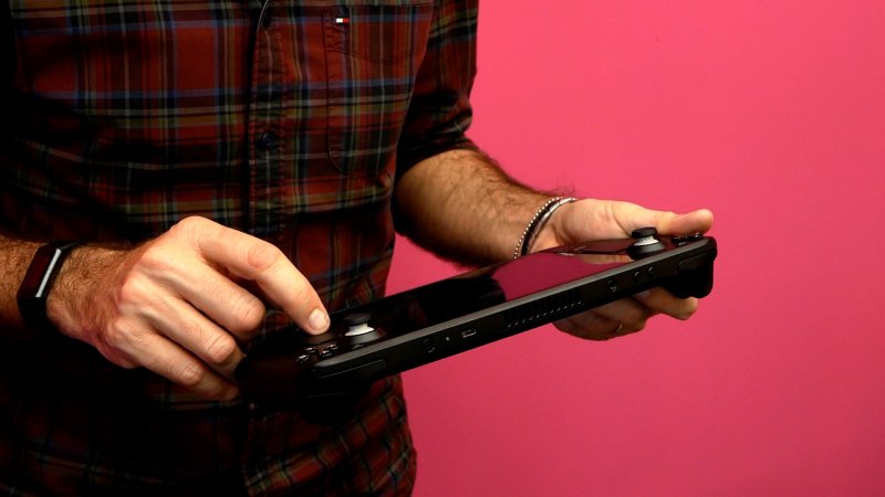 Il trackpad di Steam Deck può essere utilizzato come un mouse nella modalità desktop Il trackpad di Steam Deck può essere utilizzato come un mouse nella modalità desktop