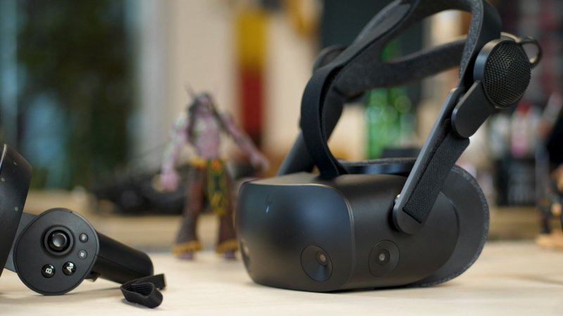 L'archetto del visore HP Reverb G2 può essere sollevato completamente