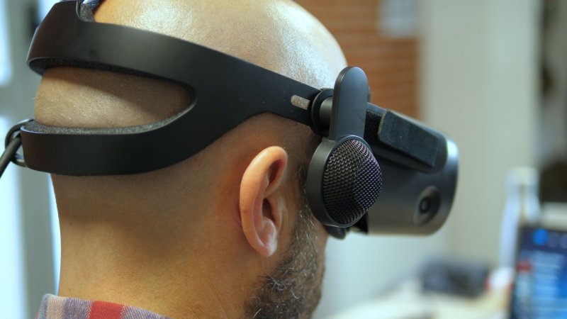 Focus sugli speaker agganciati al visore HP Reverb G2