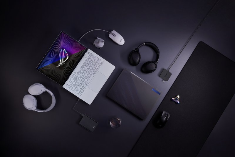 ROG Zephyrus G14 ROG Zephyrus G14