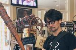 Death Stranding 2: Hideo Kojima "punisce" Reedus per il leak imitando Negan di The Walking Dead - Notizia