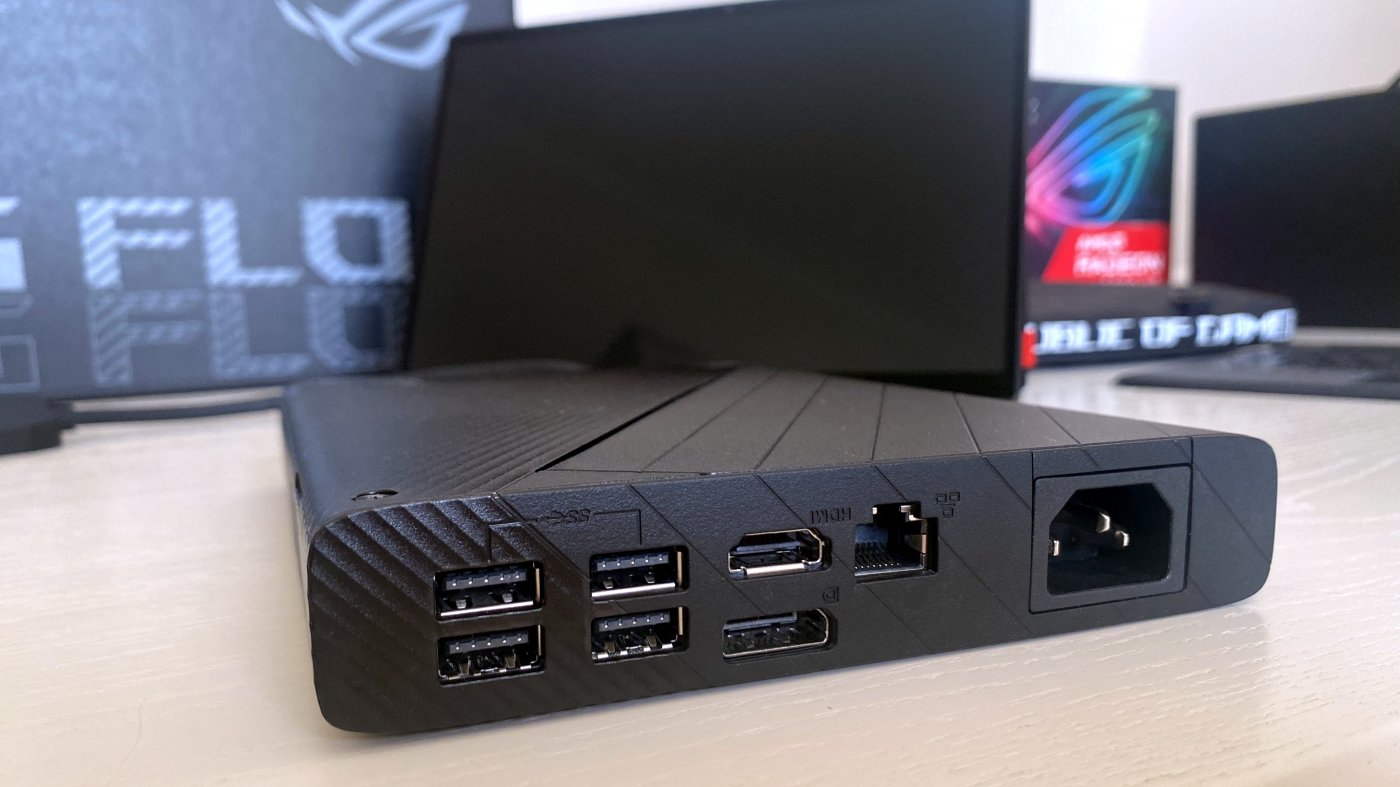 La ricca connettività del modulo XG Mobile espande notevolmente quella limitata dell'ASUS ROG Flow Z13