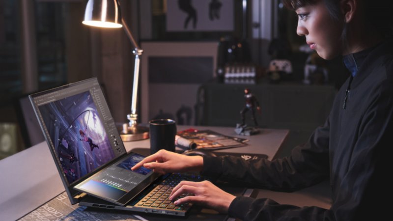 Il nuovo ASUS ROG Zephyrus Duo 16