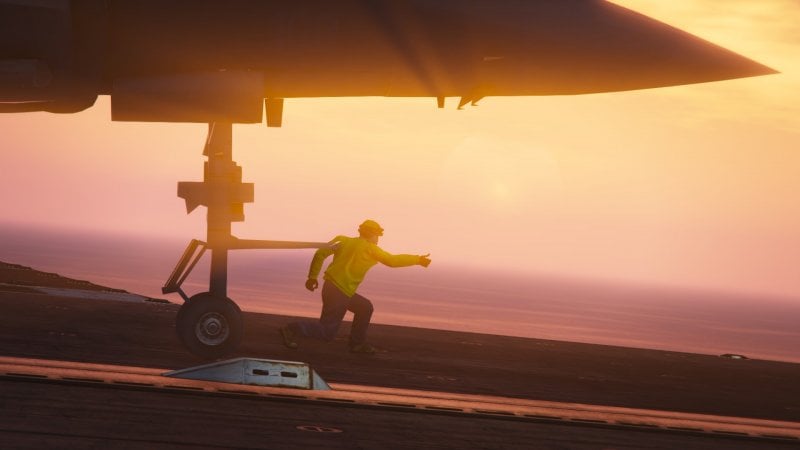 An image reminiscent of the aircraft carrier in GTA 5