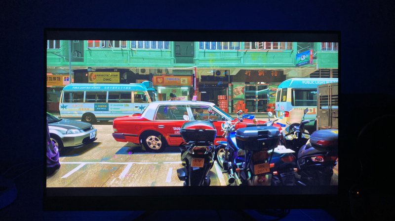 La modalità che spinge l'illuminazione al massimo migliora ulteriormente vivacità e resa dei colori del BenQ MOBIUZ EX2710U