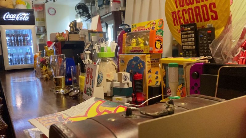 La selezione di drink nel locale è limitata, ma non è per quello che i clienti abituali lo adorano