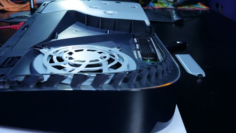 Abbiamo provato il Corsair MP600 PRO LPX anche su PS5