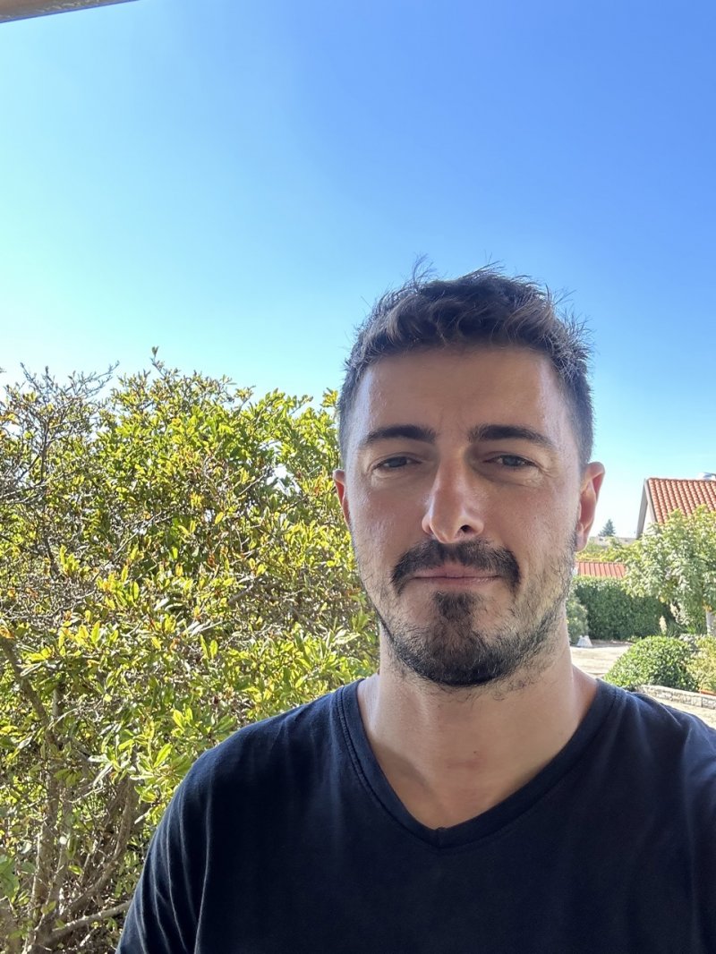 iPhone 14 Pro, un selfie con la fotocamera frontale