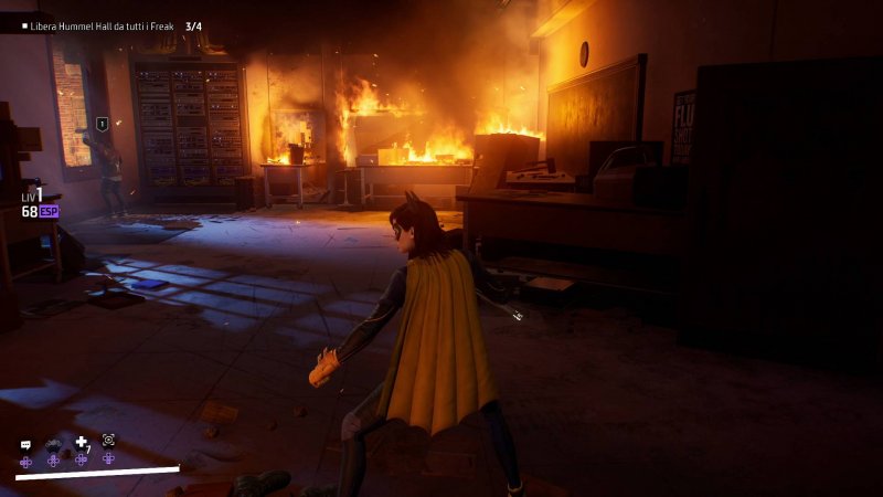 Gotham Knights, Batgirl explores a burning building