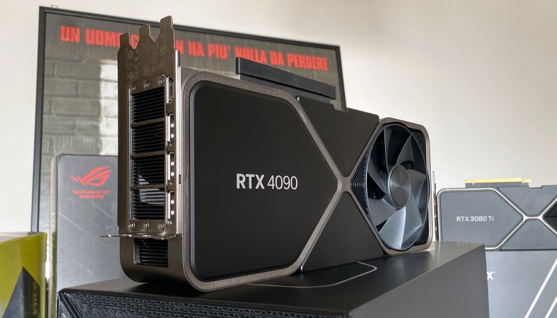 La NVIDIA GeForce RTX 4090 Founders Edition non è economica, ma vanta un arsenale notevole