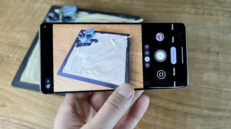 L'app fotografica di Google Pixel 7 Pro in azione L'app fotografica di Google Pixel 7 Pro in azione