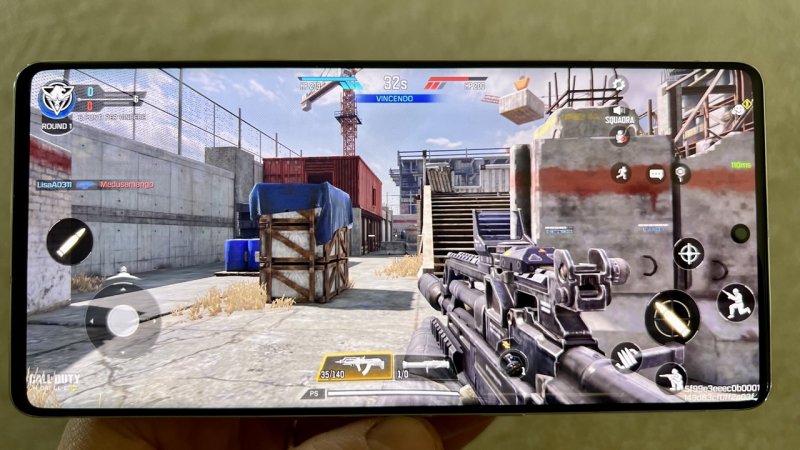 Call of Duty Mobile in azione su Google Pixel 7 Pro Call of Duty Mobile in azione su Google Pixel 7 Pro
