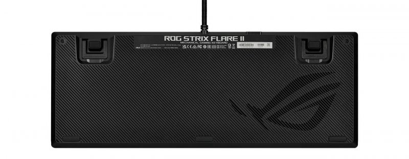 Il lato inferiore dell'ASUS ROG Strix Flare 2