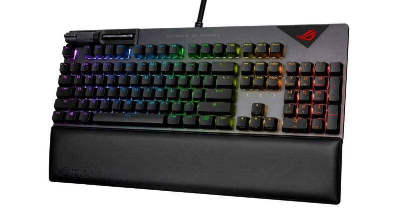 L'ASUS ROG Strix Flare 2 vista frontalmente