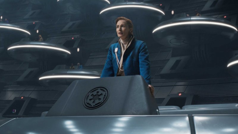 Star Wars: Andor, qui è quando Mon Mothma parla ma gli altri Senatori le sputano le palline di carta